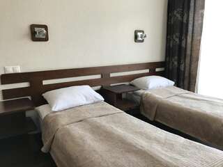 Гостиница Флора Адлер Стандартный двухместный номер с 1 кроватью или 2 отдельными кроватями-31